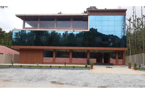 Chikkamagaluru House | INDAVARA PARADISE, Karnataka