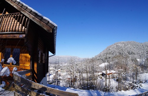 Dommartin-les-Remiremont Cottage | Independent chalet with Jacuzzi Private Sauna