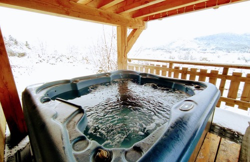 Dommartin-les-Remiremont Cottage | Independent chalet with Jacuzzi Private Sauna