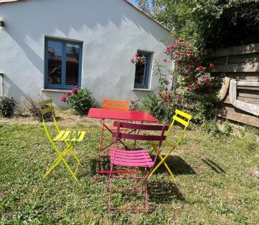 Olonne-sur-Mer House | Independent 2 bedrooms with garden