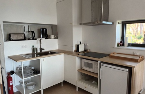 Crozon Apartment | Independent apartment - expectionnal sea view - swimming pool - 3 persons