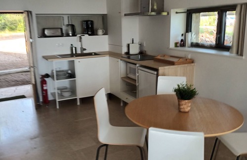 Crozon Apartment | Independent apartment - expectionnal sea view - swimming pool - 3 persons