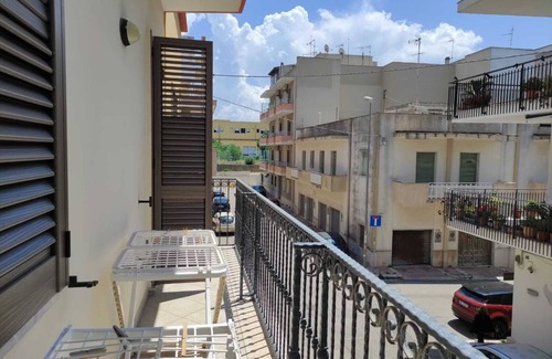 Gallipoli Apartment | Independent apartment on the sea up to 15 places, modern, finely furnished