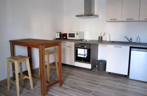 Brignoles House | Independent cottage of 2019 facing the pool