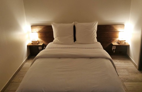 Pierrevert Apartment | Independent house 2 minutes from the Luberon golf course