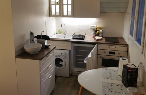 Pierrevert Apartment | Independent house 2 minutes from the Luberon golf course