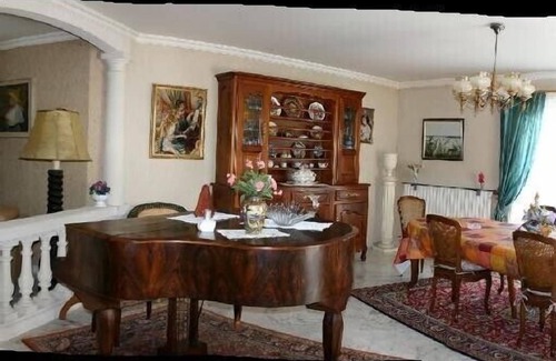 Fontcouverte Villa | Independent house 5 bedrooms less than 5 min from saints