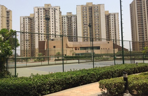 Noida Apartment | Independent Luxurious Studio apartment near Expo Mart/IT Hub