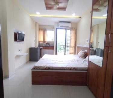Indore Apartment | Independent Park facing Studio Flat