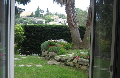 Antibes Apartment | INDEPENDENT T2, DUPLEX, IN VILLA 4 * NN - Ground floor - POOL - AIR CONDITIONING - PK