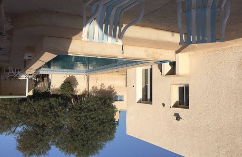 Midoun Villa | independent villa with private pool, covered parking