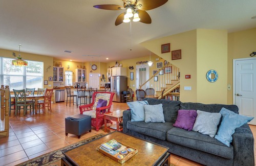 Indian Rocks Beach Condo | Indian Rocks 'Lizard Lair' 350 ft from the Beach!