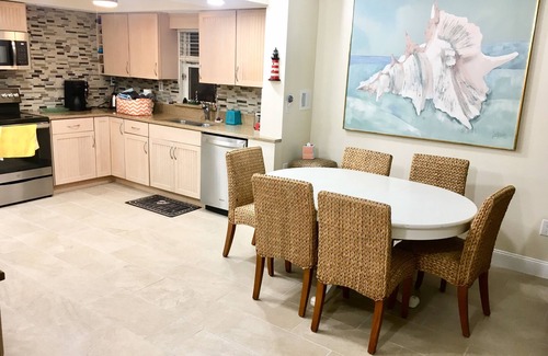 Indian Shores Condo | Indian Shores Condo Direct Gulf View/Balcony sleep 6