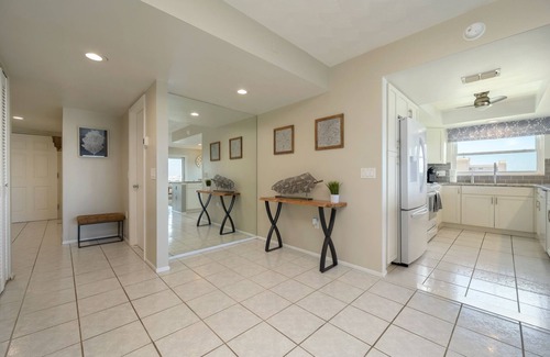 St. Petersburg - Clearwater Condo | Indian Shores Penthouse: Beach & Intercoastal Views & PICKLEBALL!
