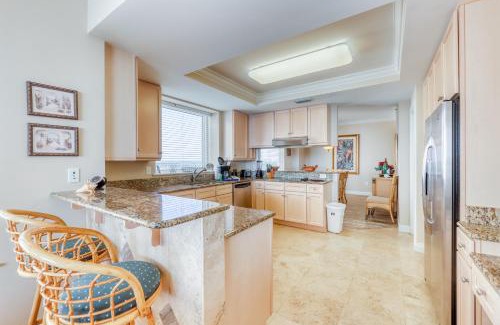 Ono Island Apartment | Indigo 704W