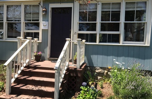 Mystic - New London House | Indigo Cottage- in the heart of Mystic