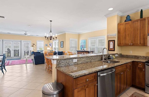 Indigo Reef Marina Homes House | Indigo Reef #5 ~ Tarpon Terrace, 31' Slip, Kayaks Included!