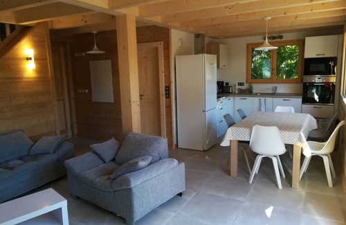 Saint-Paul-en-Chablais Ski Chalet | Individual chalet "la Chaumière", new in 2018. very comfortable, wooded garden