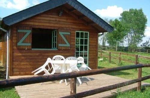 Saint-Sulpice Ski Chalet | Individual chalet by a river and the towing road with unobstructed view