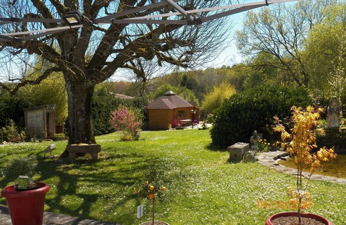Monthou-sur-Cher Ski Chalet | Individual wooden chalet near the Beauval Zoo