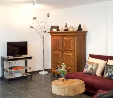Weckhoven Apartment | Individuell Wohnen Loft-Charakter im Innenhof