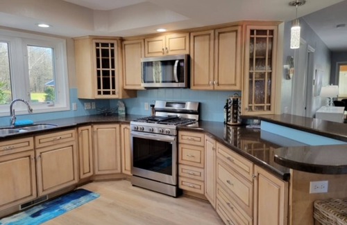 Muskegon House | Indoor Pool by Lake Michigan Beaches & Grand Haven/Slps 24 w/Tennis & Hot Tub