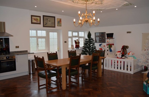 Caergwrle Other | Indoor heated pool, games room and tennis court all private.
