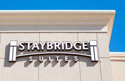 Dearborn Condo | Indoor Pool, Hot Tub, Free Wi-Fi, Free Breakfast | Close to Ford World HQ