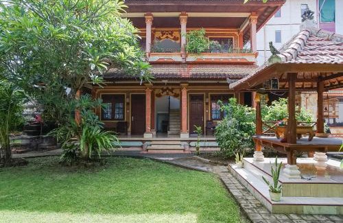 Downtown Kuta House | Indopurejoy House - Komala Indah Cottages