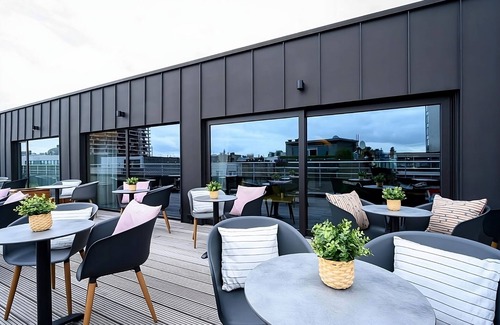 Jewish Quarter Apartment | Indulge in Home-Like Comfort! 2 Stylish Units with Full Kitchen and Balcony