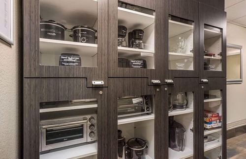 Far North Dallas Apartment | Indulge in Home-Like Comfort! Pet-Friendly, Near Museum of Biblical Art