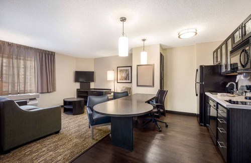 Far North Dallas Apartment | Indulge in Home-Like Comfort! 4 Posh Units, Near Museum of Biblical Art
