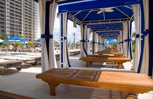 Windy Hill Apartment | Indulge in Oceanfront Luxury at the Indigo Tower
