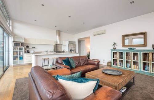 Akaroa House | Indulge in the cinema built for two, or a hot bath under the stars . Relax!