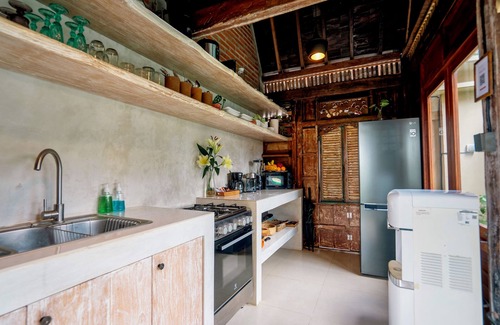 Lodtunduh House | Indulge in the serenity of Bali at Rumah Elfi