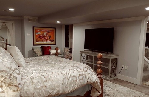 Annapolis Apartment | Indulge or be still near Naval Academy/ Annapolis