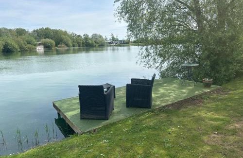 Tattershall House | Indulgence Lakeside Lodge i2 with hot tub, private fishing peg situated at Tattershall Lakes Country Park