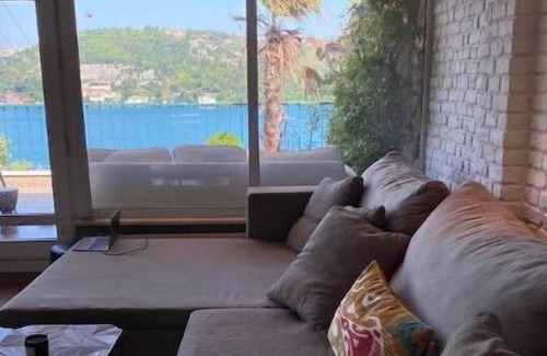 Rumeli Hisari Apartment | Industrial Chic Penthouse with Bosphorus views
