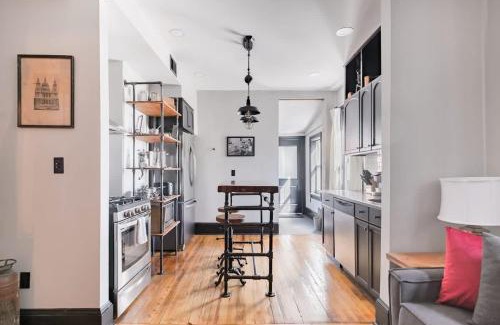 Truxton Circle House | Industrial Loft Offers Historic Feel with Modern Amenities 3BR & 2BA #DCottage