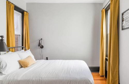 Truxton Circle House | Industrial Loft Offers Historic Feel with Modern Amenities 3BR & 2BA #DCottage