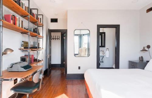 Truxton Circle House | Industrial Loft Offers Historic Feel with Modern Amenities 3BR & 2BA #DCottage