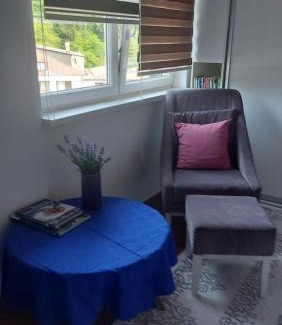 Sumece Apartment | Indy