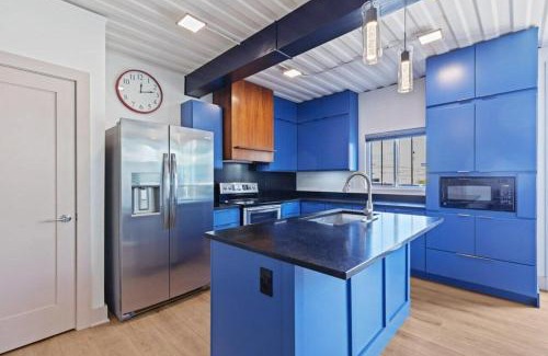 Babe Denny House | Indy Stadium Villa 711 L