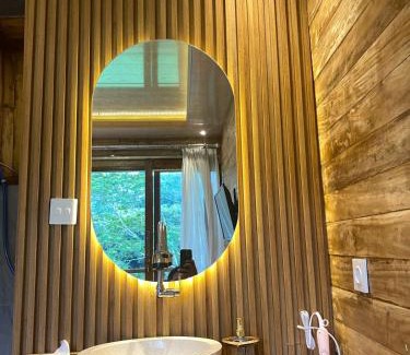 Tembuku Apartment | Infinity Villa and Resto