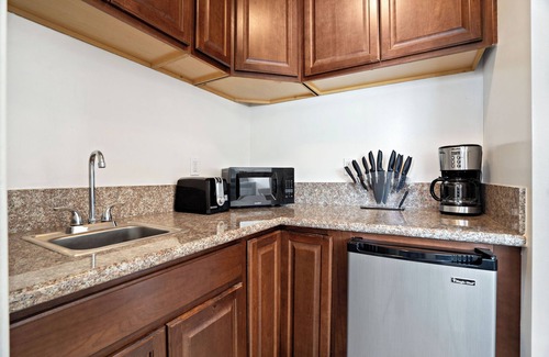 Mar Vista Apartment | ING4A -Welcoming Studio apartment with WiFi in vibrant Los Angeles