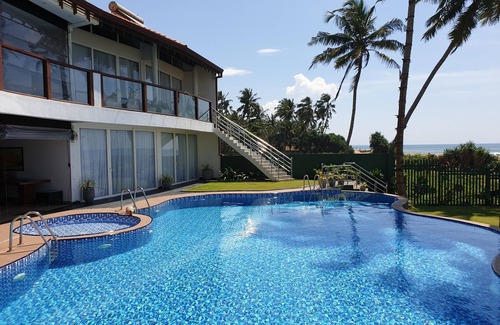 Waskaduwa Villa | Ingels Beach Villa - Absolutely Beachfront