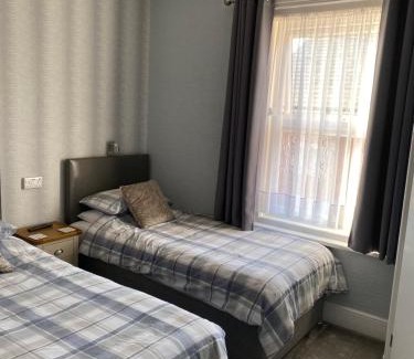 Sandown Bed & Breakfast | Inglewood Guest House