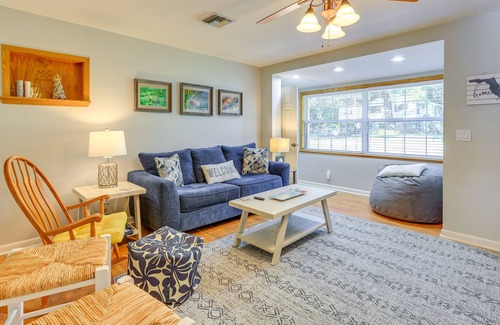 Inglis House | Inglis Vacation Rental w/ Fire Pit & River Access!
