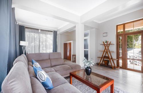 Dar es Salaam Bed & Breakfast | Ingoo Club
