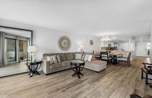 Holiday Isle Condo | Inlet Reef Club 513 - Pools, Tennis Courts, Beach, Free Golf Daily, Sleeps 8